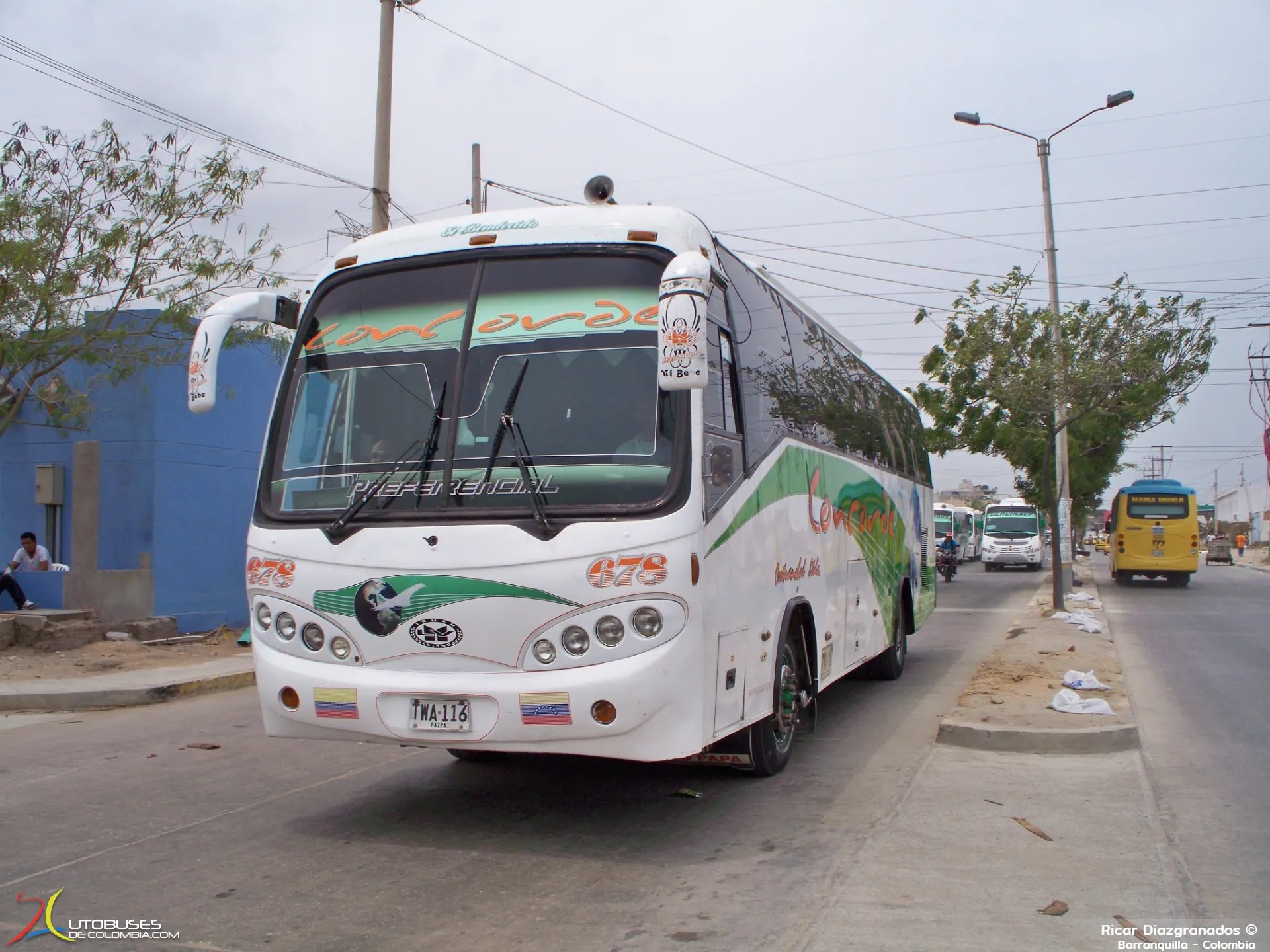 Suprema Century Chevrolet Isuzu LV 150 de Cootransbol LTDA