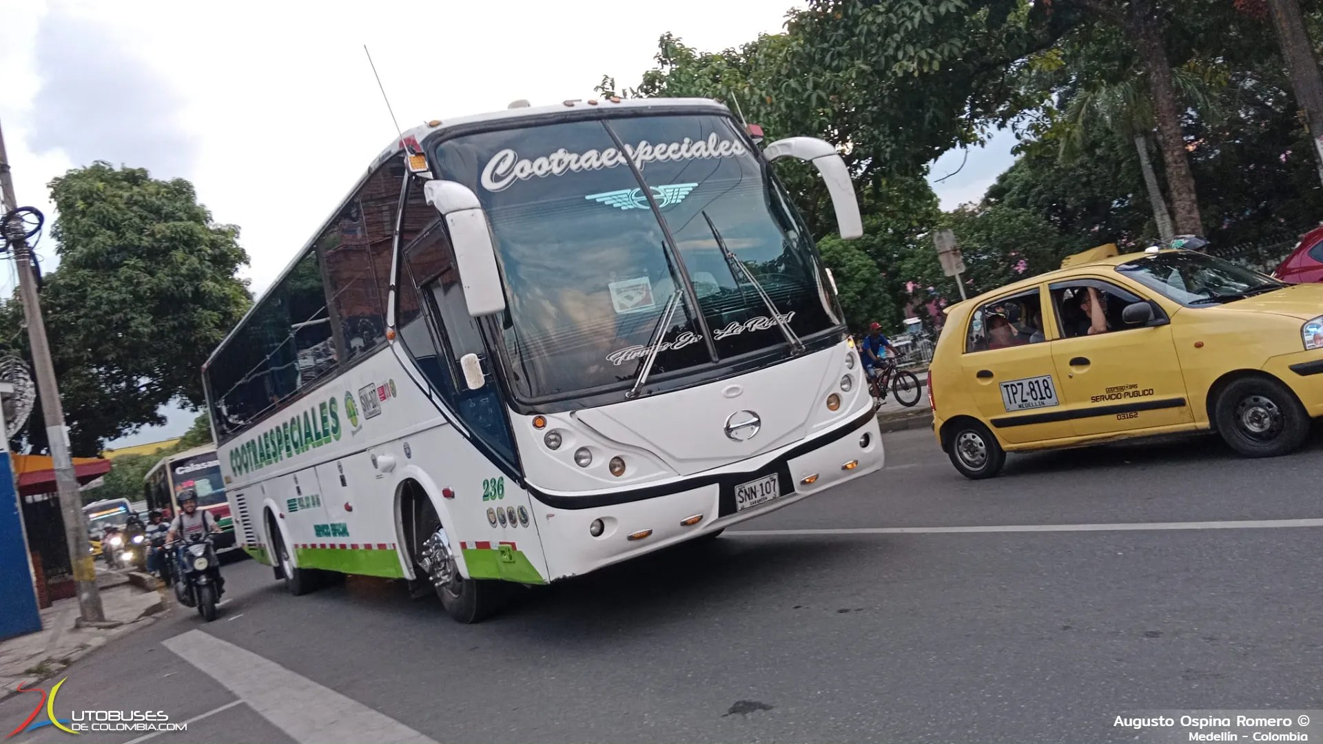 Autobuses ICC Venus Hino RK 1J de Cootraespeciales