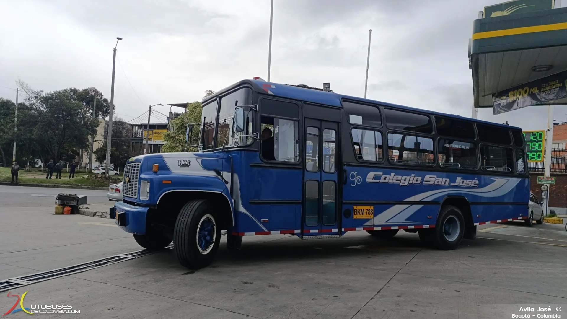 Superior Chevrolet B70 de Colegio San José