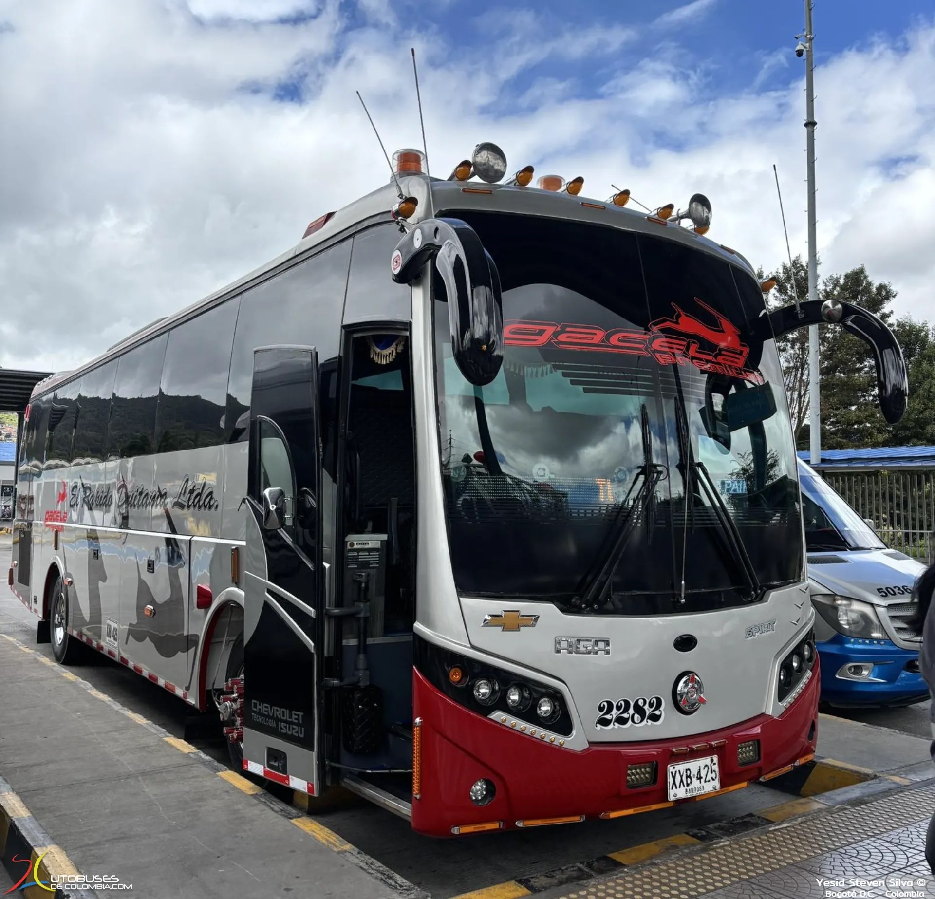 Aga Spirit Chevrolet Isuzu LV 150 de El Rápido Duitama