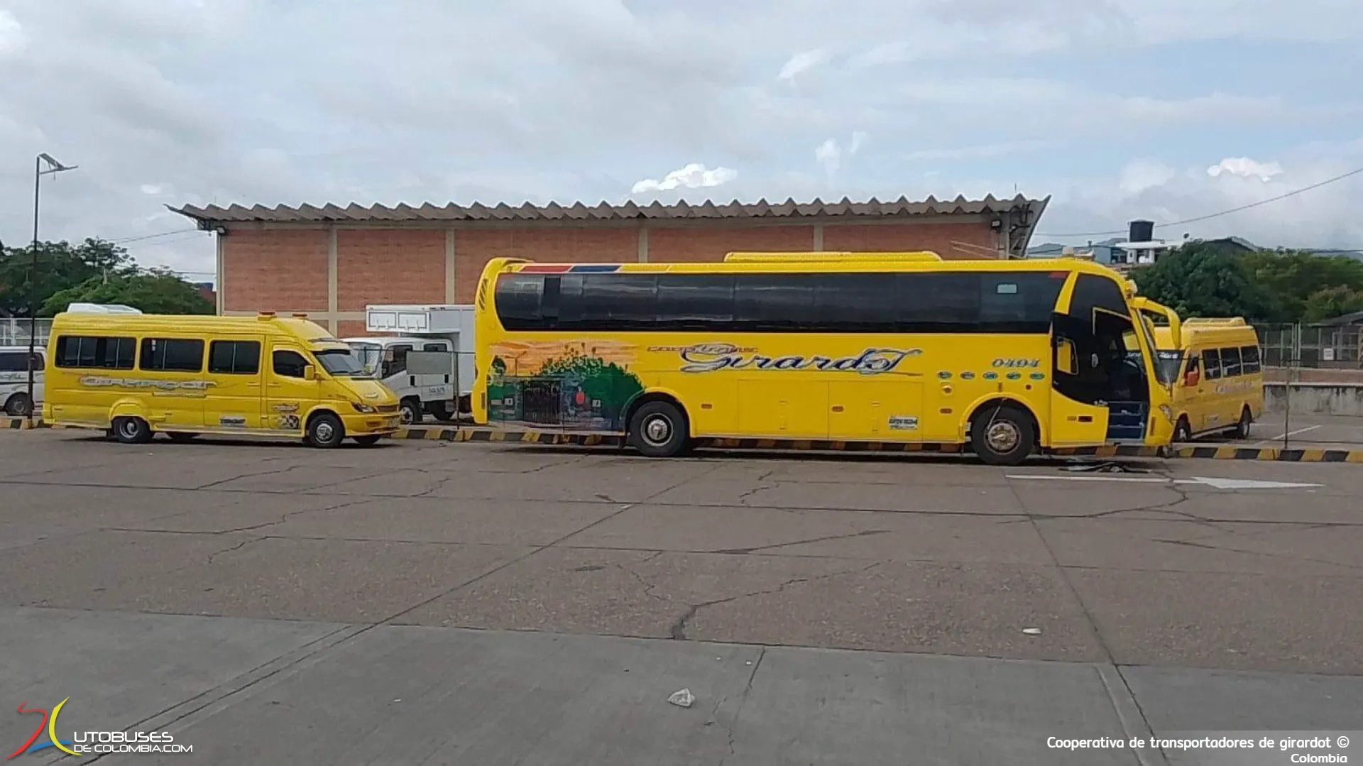 JGB Atlantis Chevrolet Isuzu LV 150 de Cootransgirardot