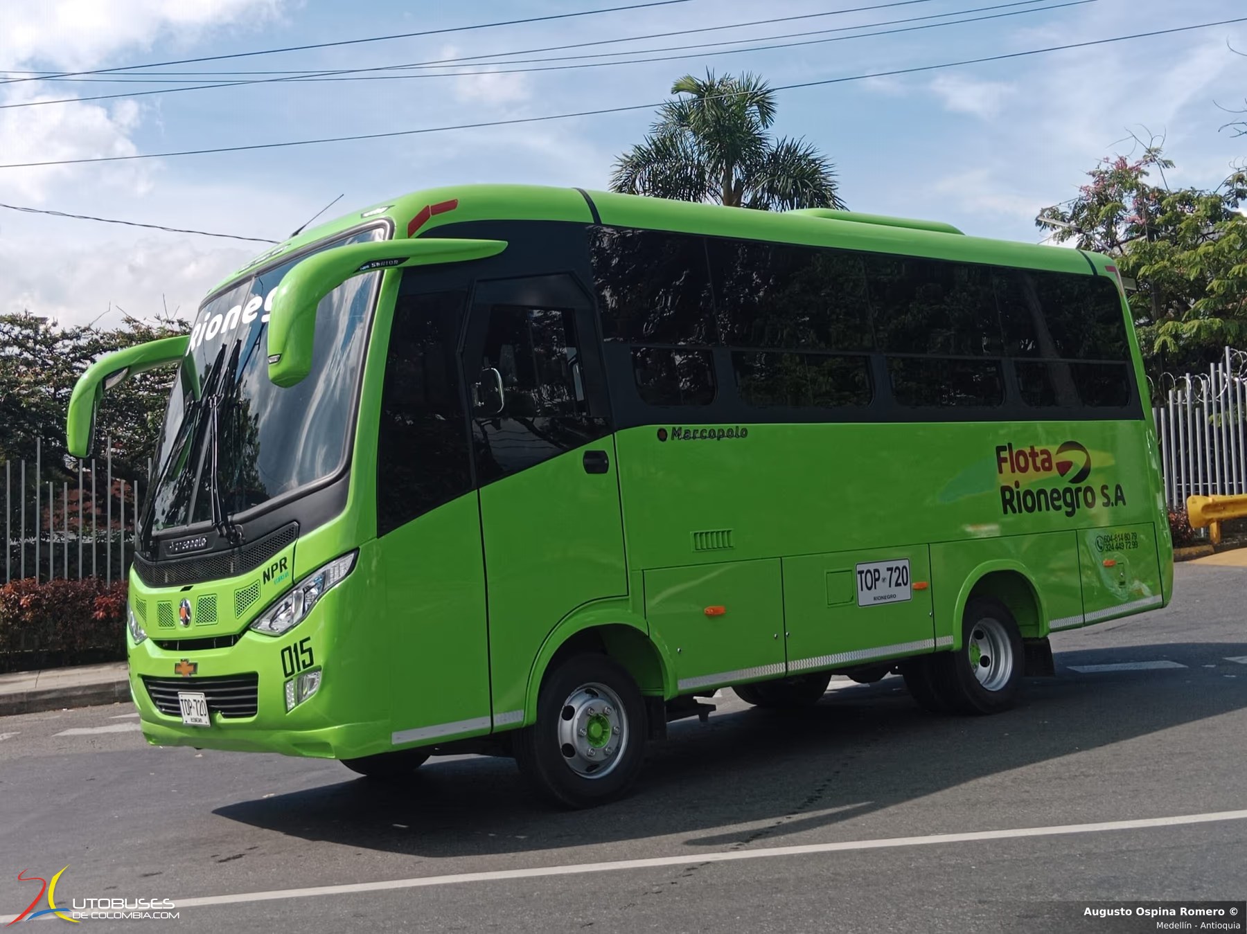 Marcopolo New Senior Chevrolet NPR de Flota Rionegro S.A