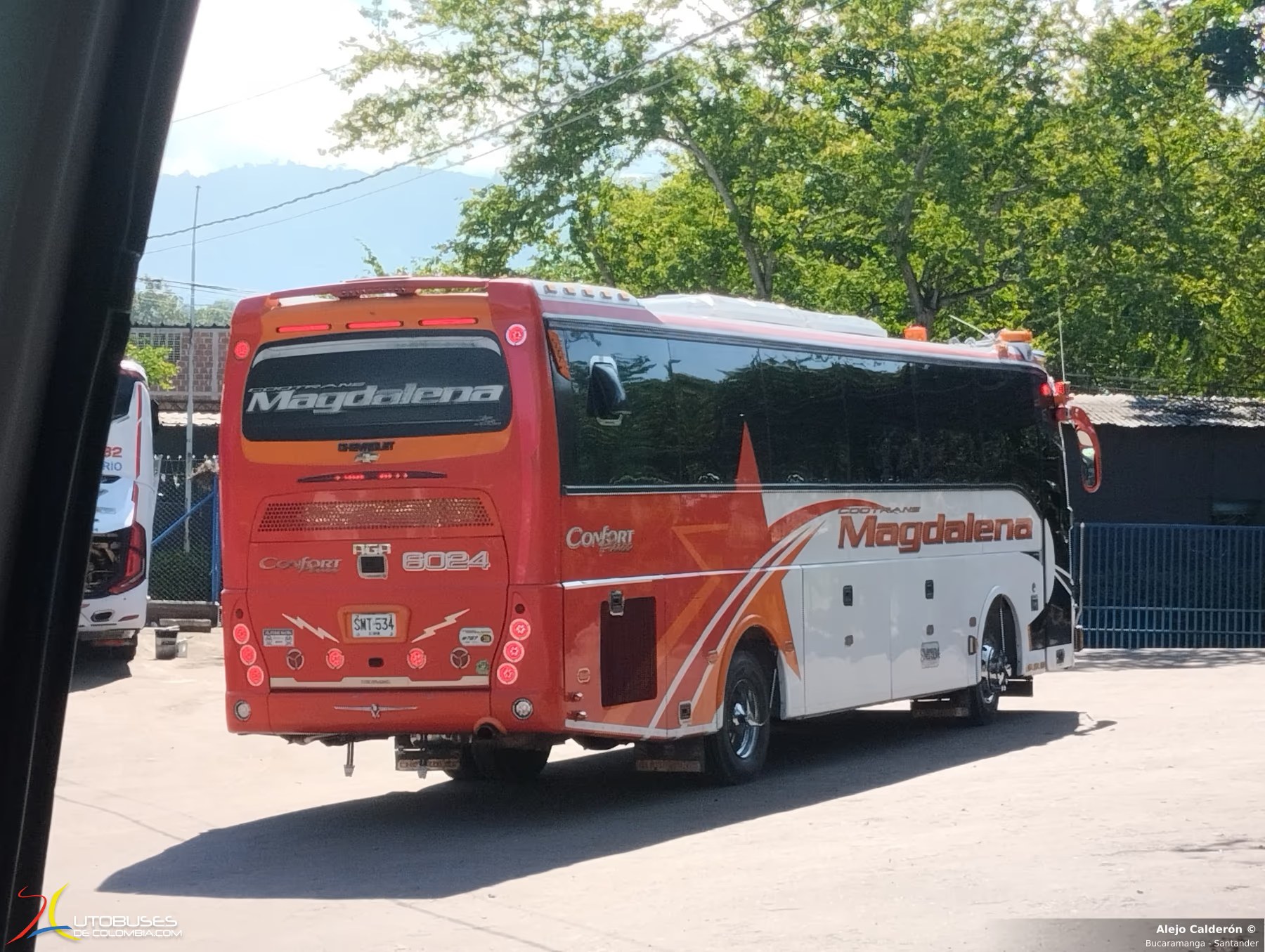 Aga Polaris Chevrolet Isuzu LV 150 de Cootrans Magdalena
