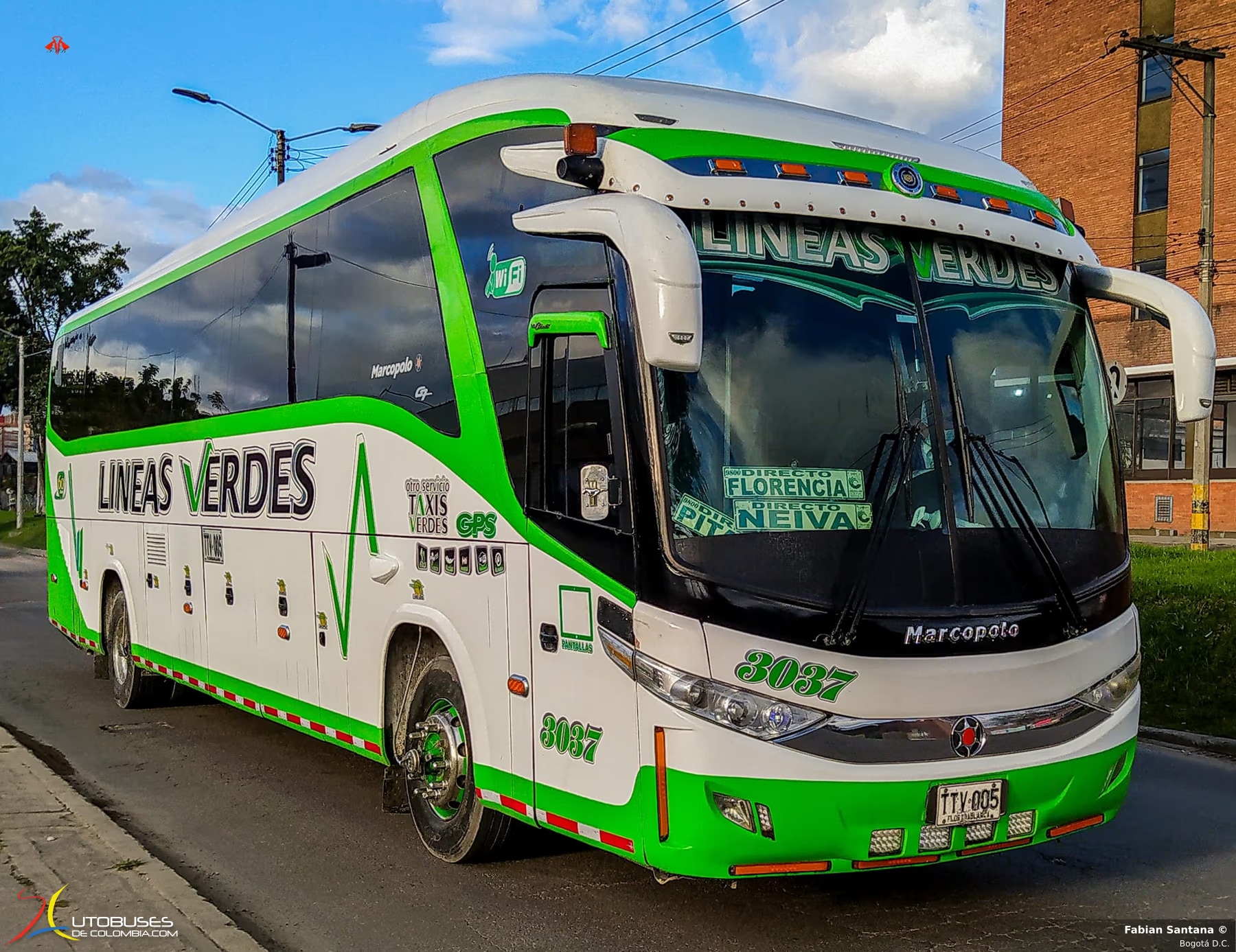 Marcopolo Paradiso 1200 G7 Chevrolet Isuzu LV 150 de Taxis Verdes