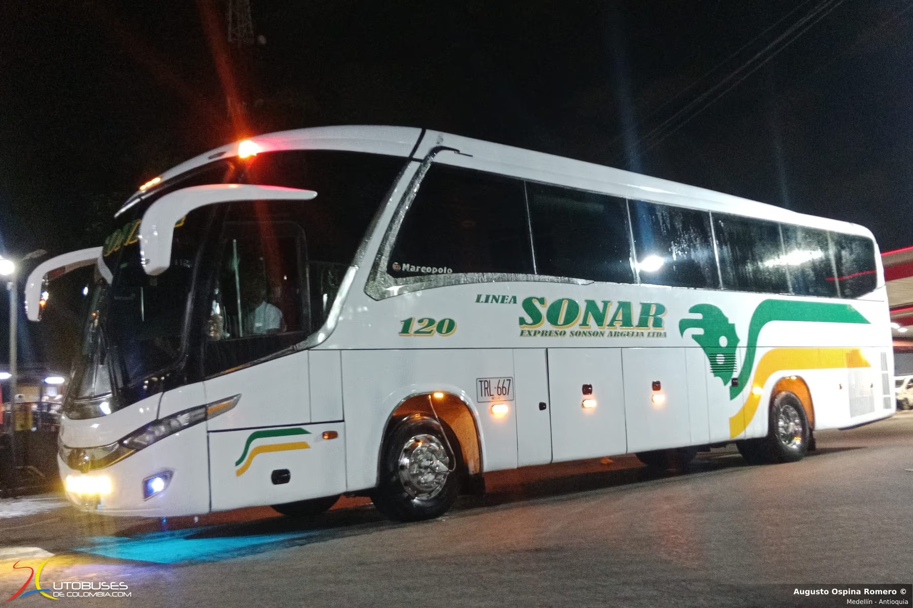 Marcopolo Paradiso 1200 G7 Chevrolet Isuzu LV 150 de Expreso Sonson Argelia