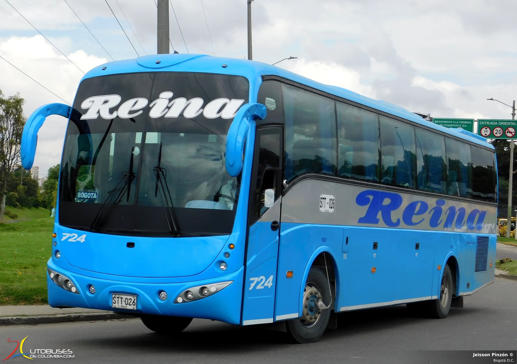 Aga Spirit Chevrolet Isuzu LV 150 de Transportes Reina