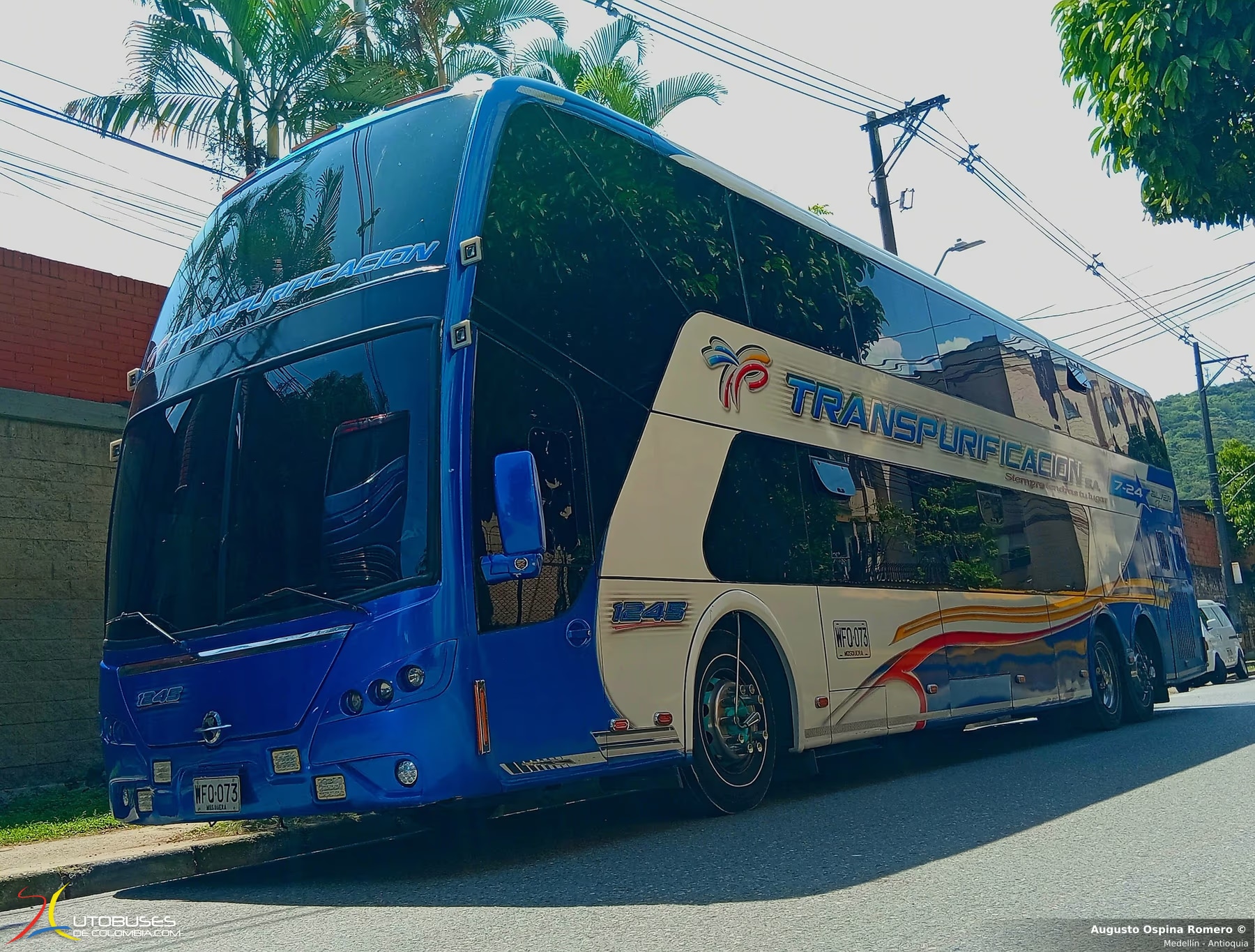Busscar Busstar DD Volvo B420R de Transpurificacion S.A.