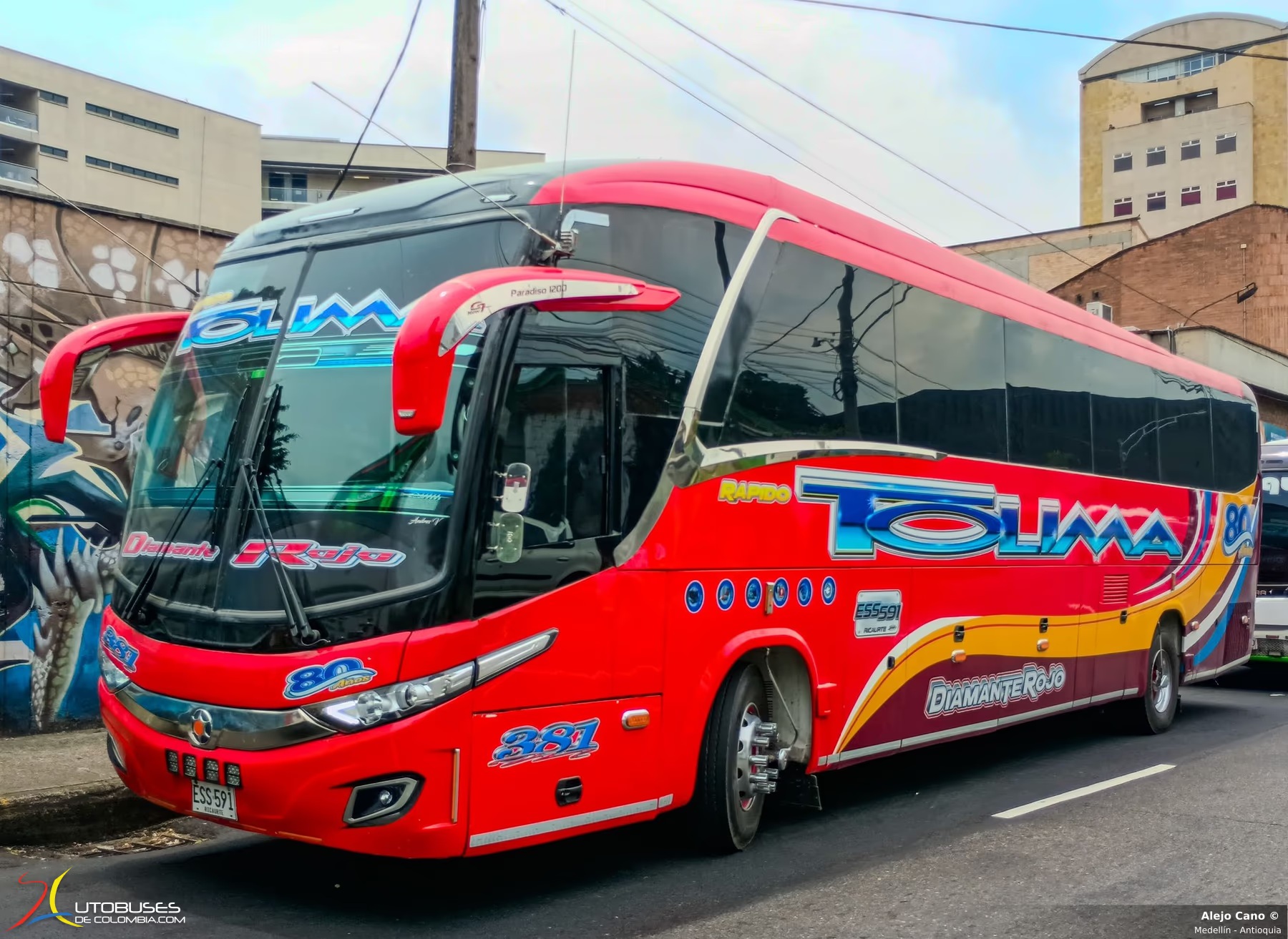 Marcopolo Paradiso 1200 New G7 Scania K400 de Rápido Tolima
