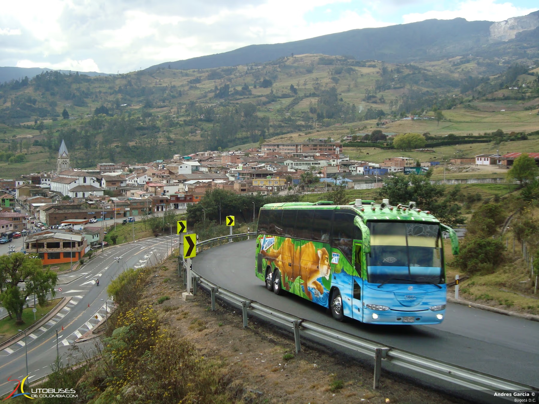 Irizar Century Scania K124 6x2 de Transportes Arimena
