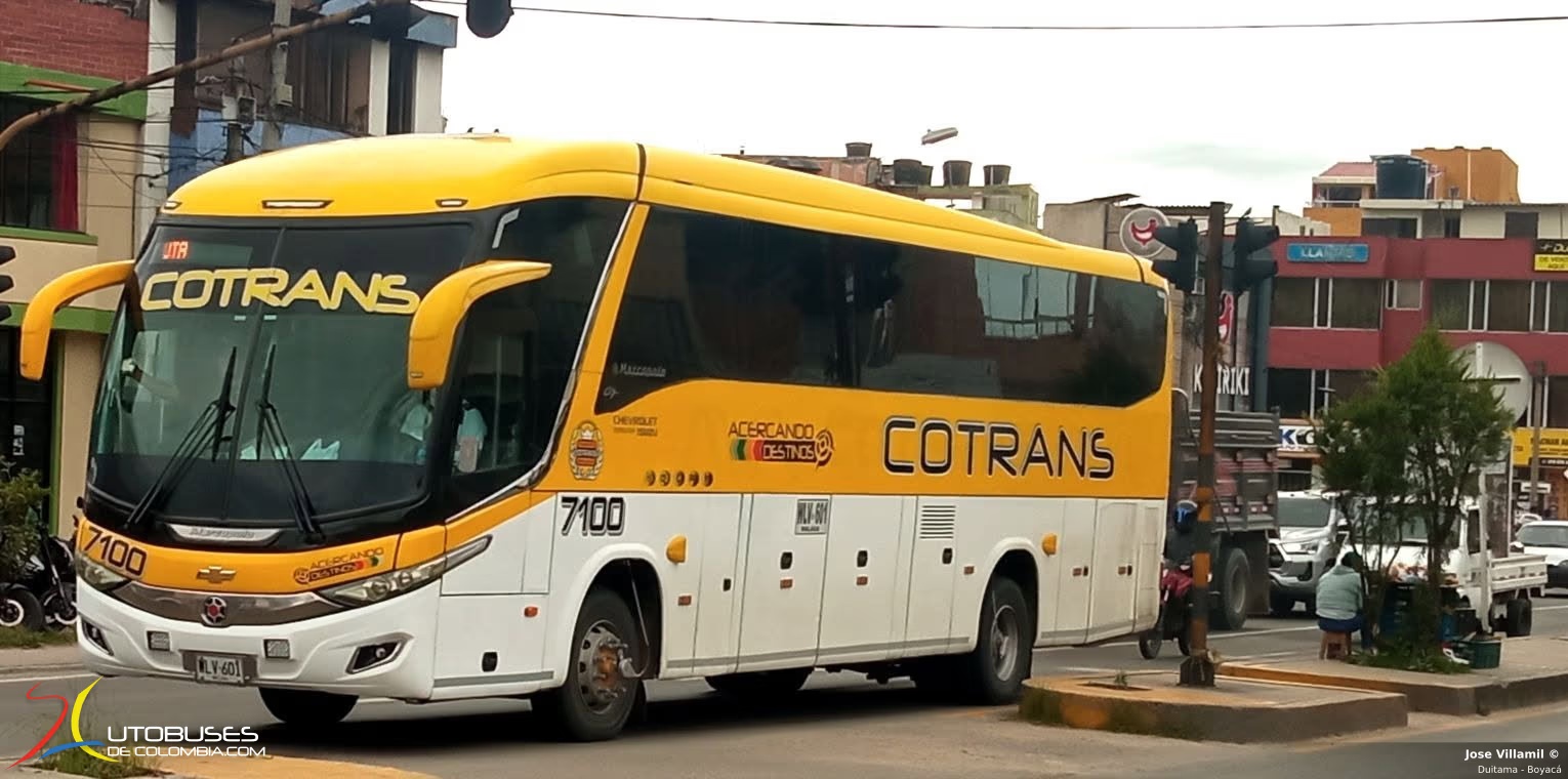 Marcopolo Paradiso 1200 G7 Chevrolet Isuzu LV 452 de Cotrans Malaga