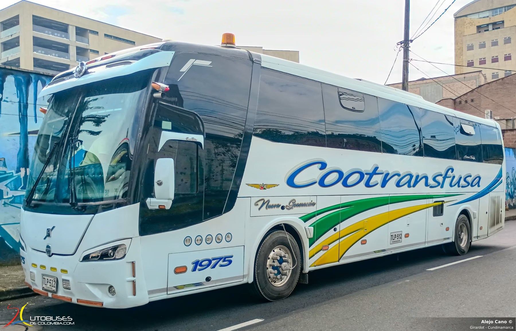 Busscar Busstar 360 Volvo B380R de Cootransfusa