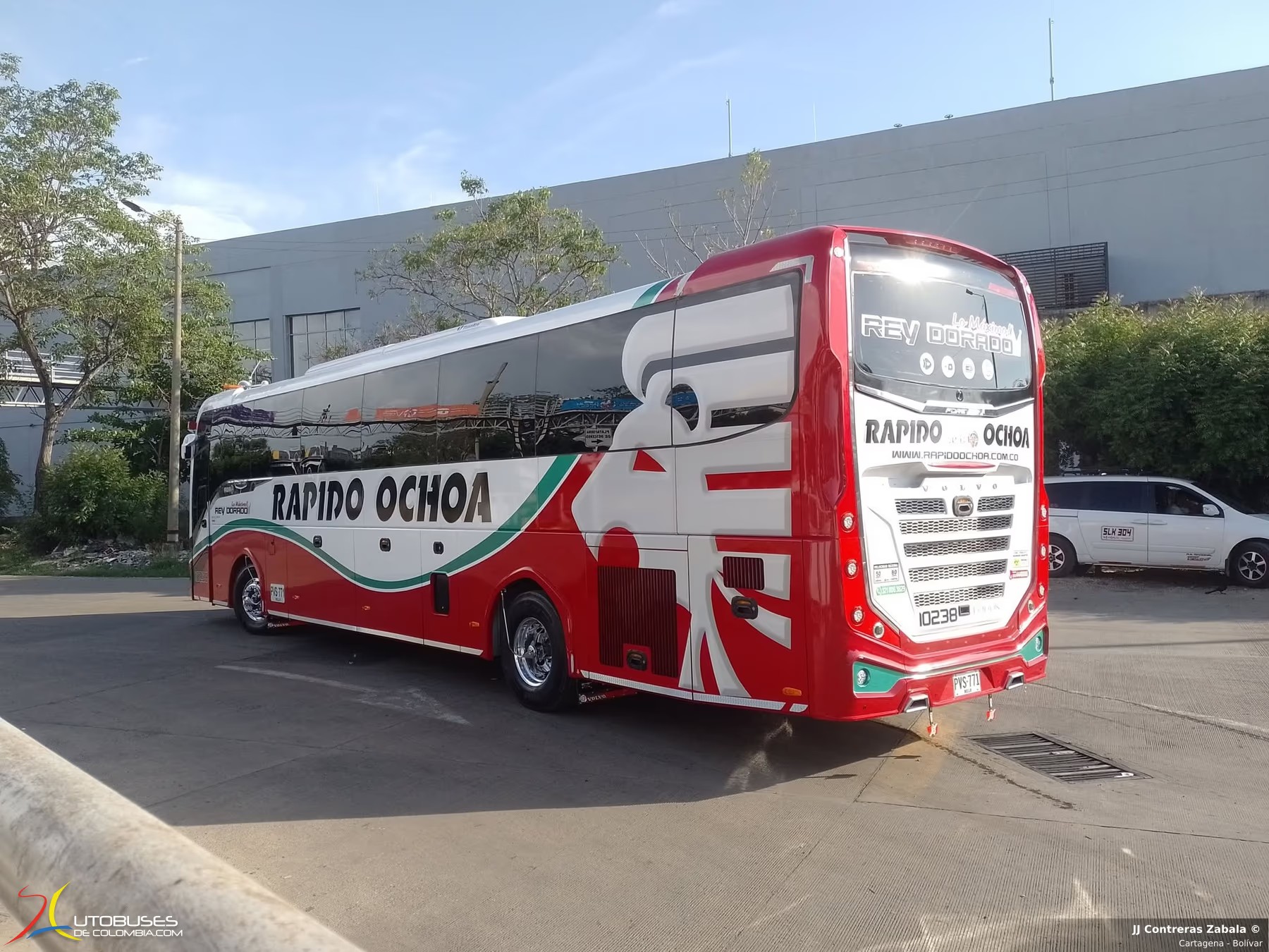 Aga Forever Volvo B460R de Rápido Ochoa