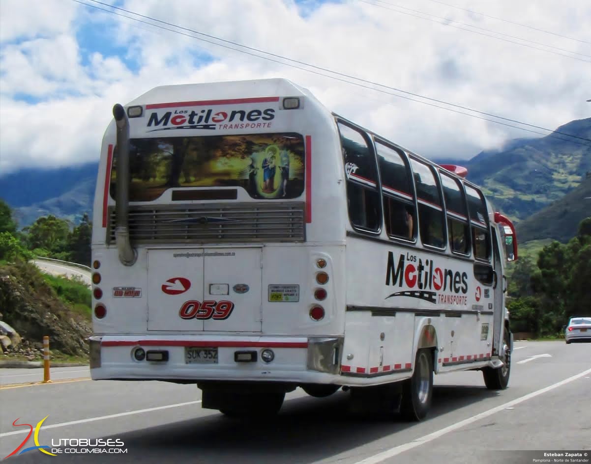 Laser Chevrolet B70 Kodiak de Los Motilones Transporte