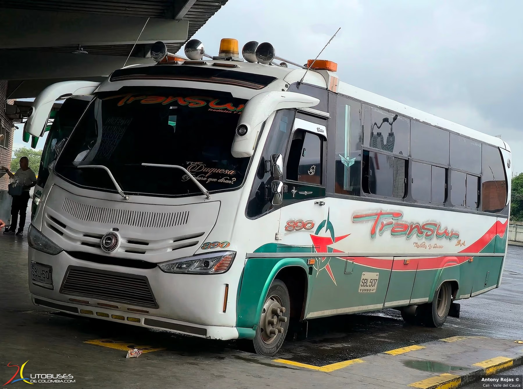Marcopolo Senior Hino FC9J de Transur