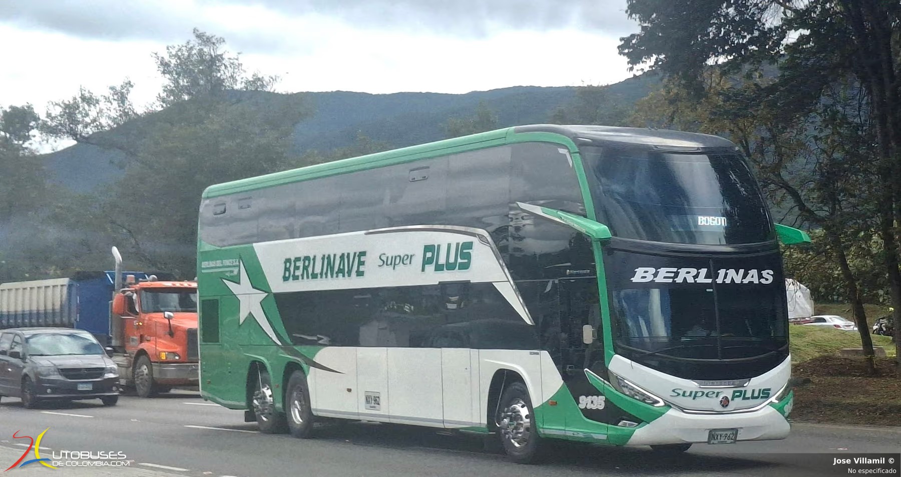 Marcopolo Paradiso 1800 DD G8 Scania K450 6x2 de Berlinas del Fonce S.A.