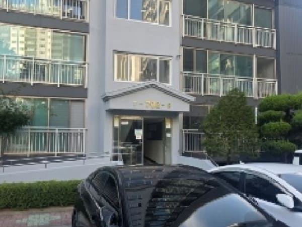 건물 전경
