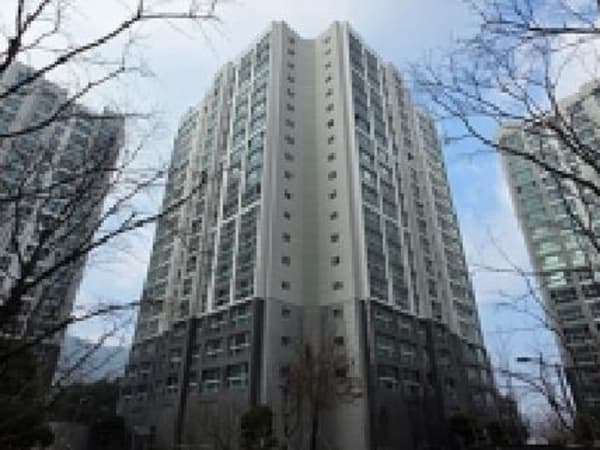 건물 전경