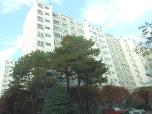 건물 전경
