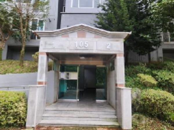 현관문