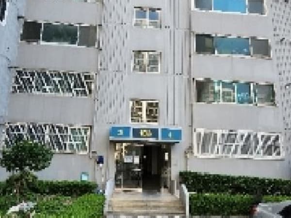 건물 전경