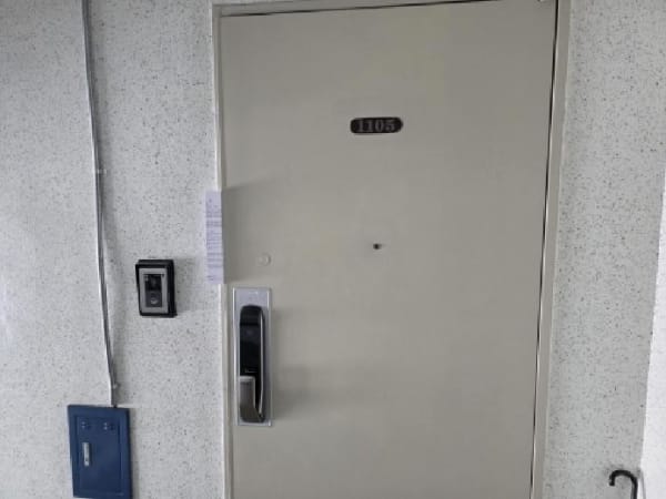 건물 전경