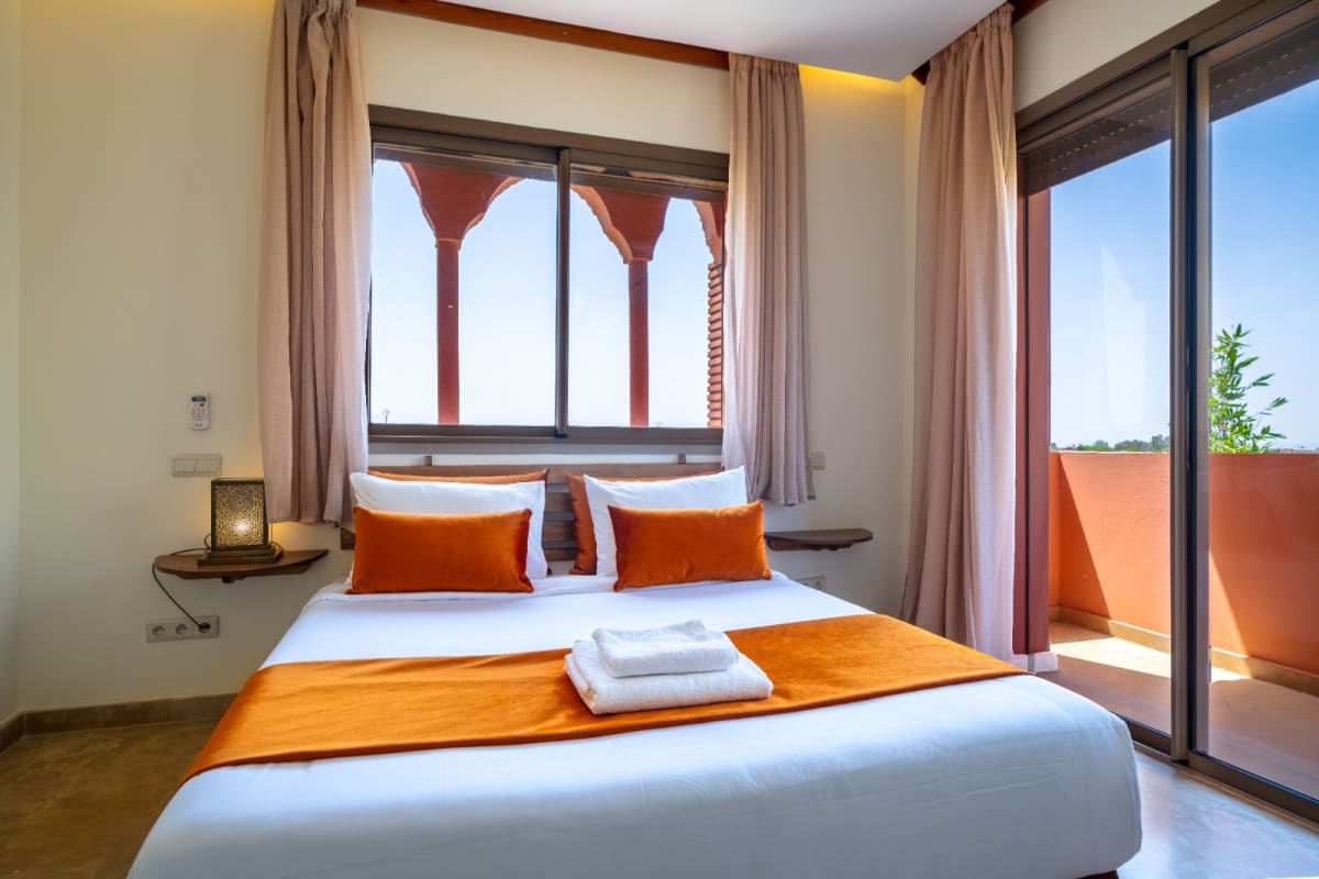Suite Suite 4 de la Villa Argan Golf — lit et salle de bain privée