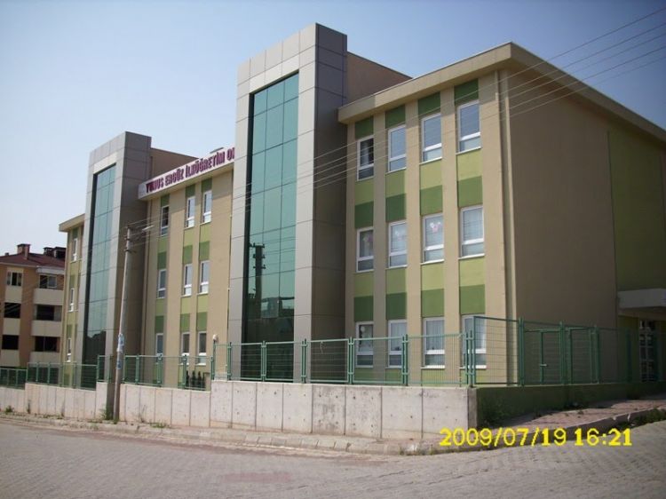 Yunus Ergüz İlkokulu Gebze / Ertas İnşaat