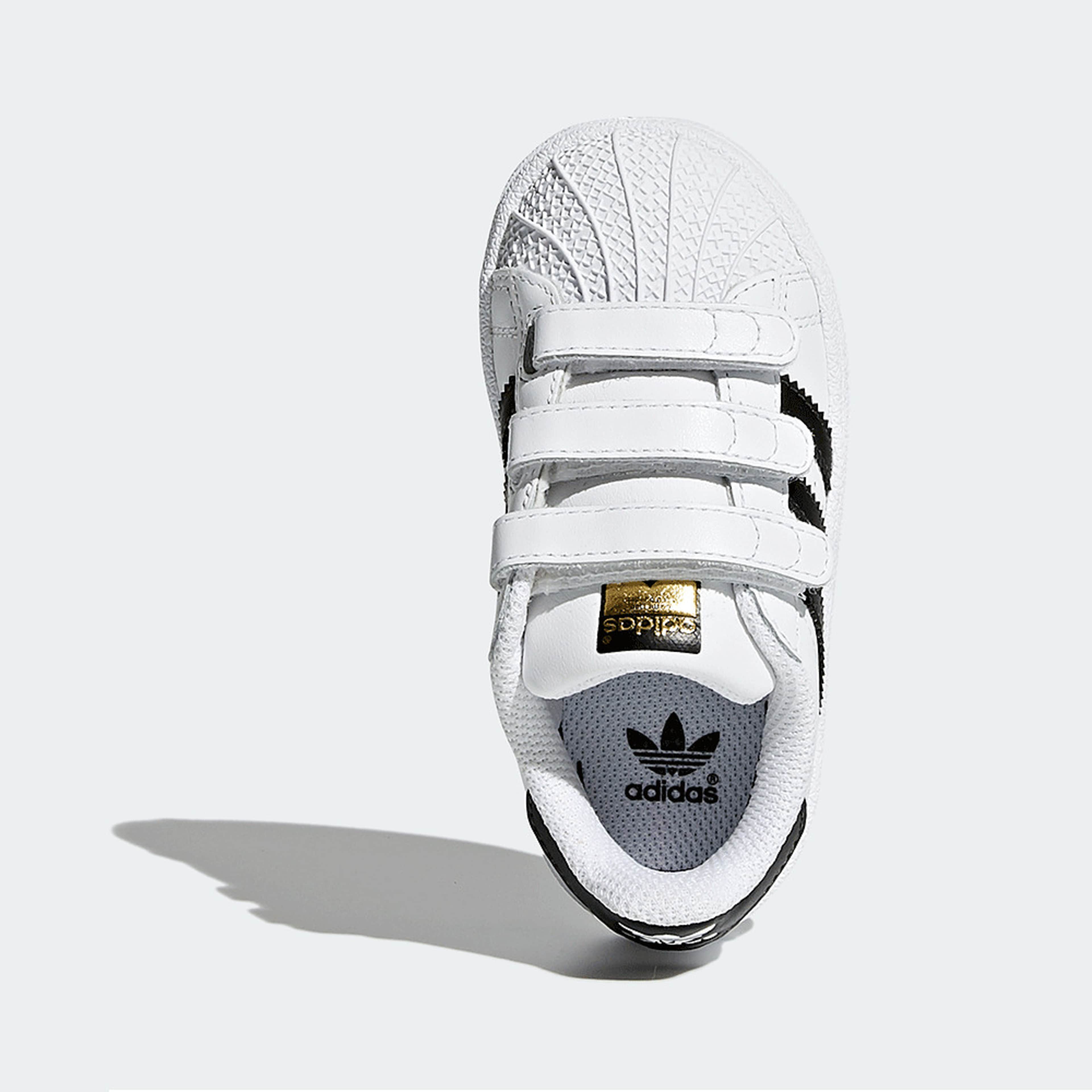 Sneakers, Superstar