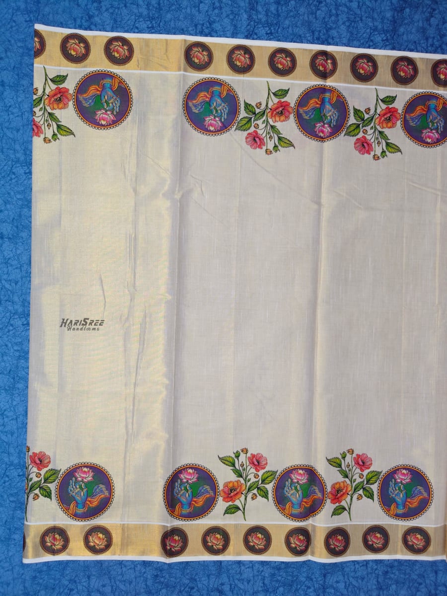 Traditional Kerala Saree with Lotus &amp; Artistic Hand Motif - TT106 - Image 3