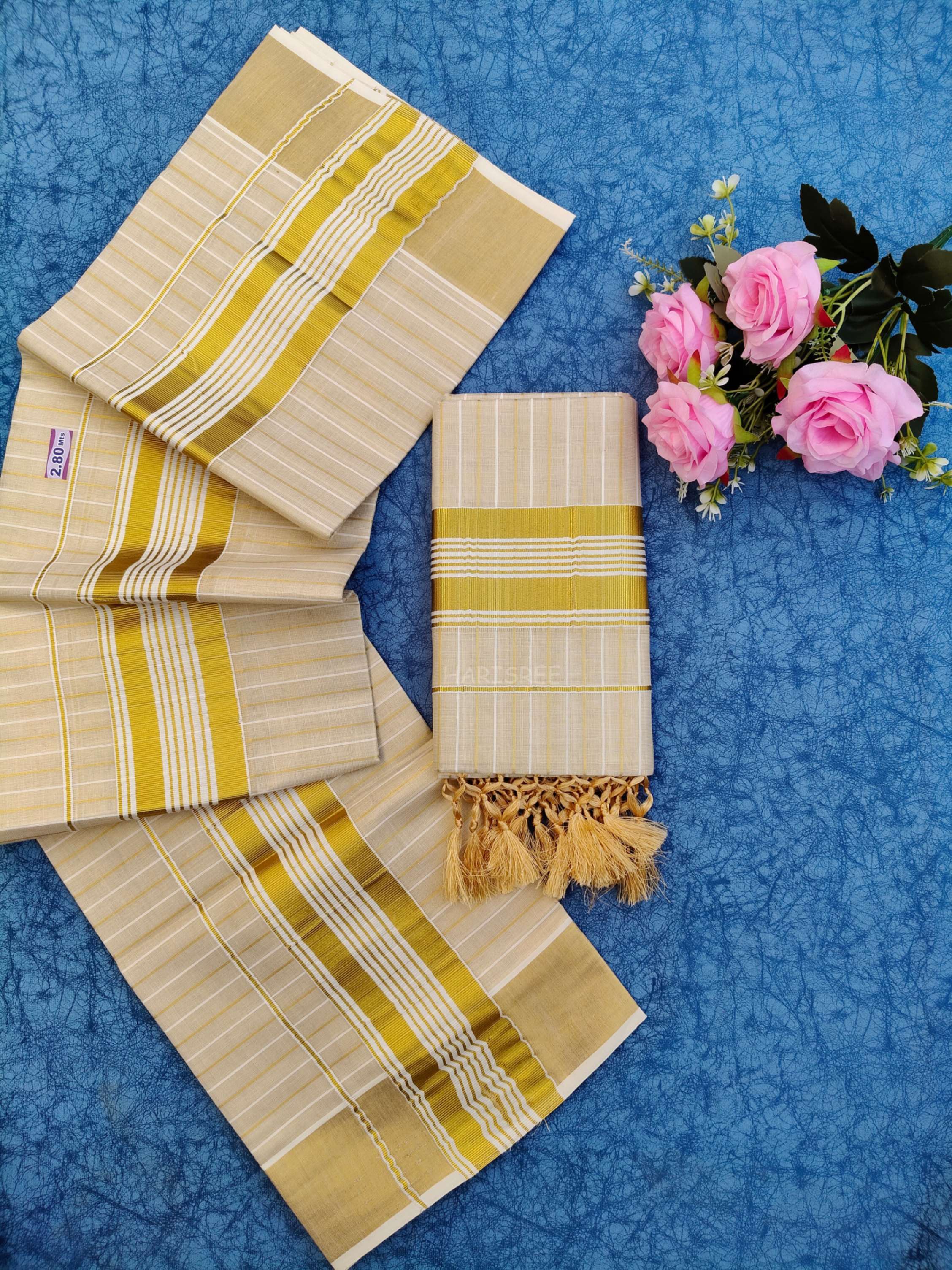 Stripes Tissue Kasavu Set Mundu - SK101 - Image 3