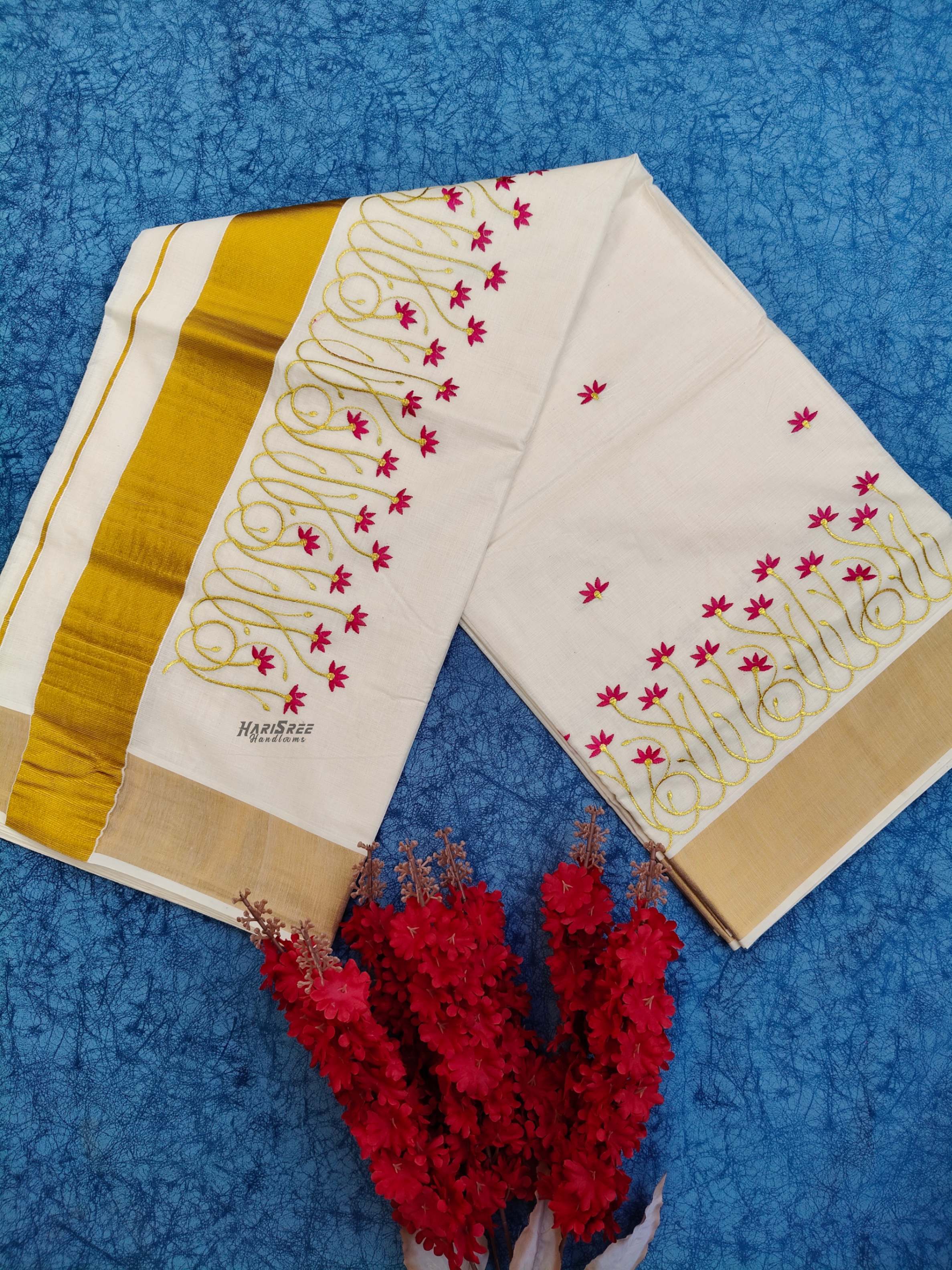 3x3 cotton Lotus Embroidery Kerala Saree - KT103 - Image 2