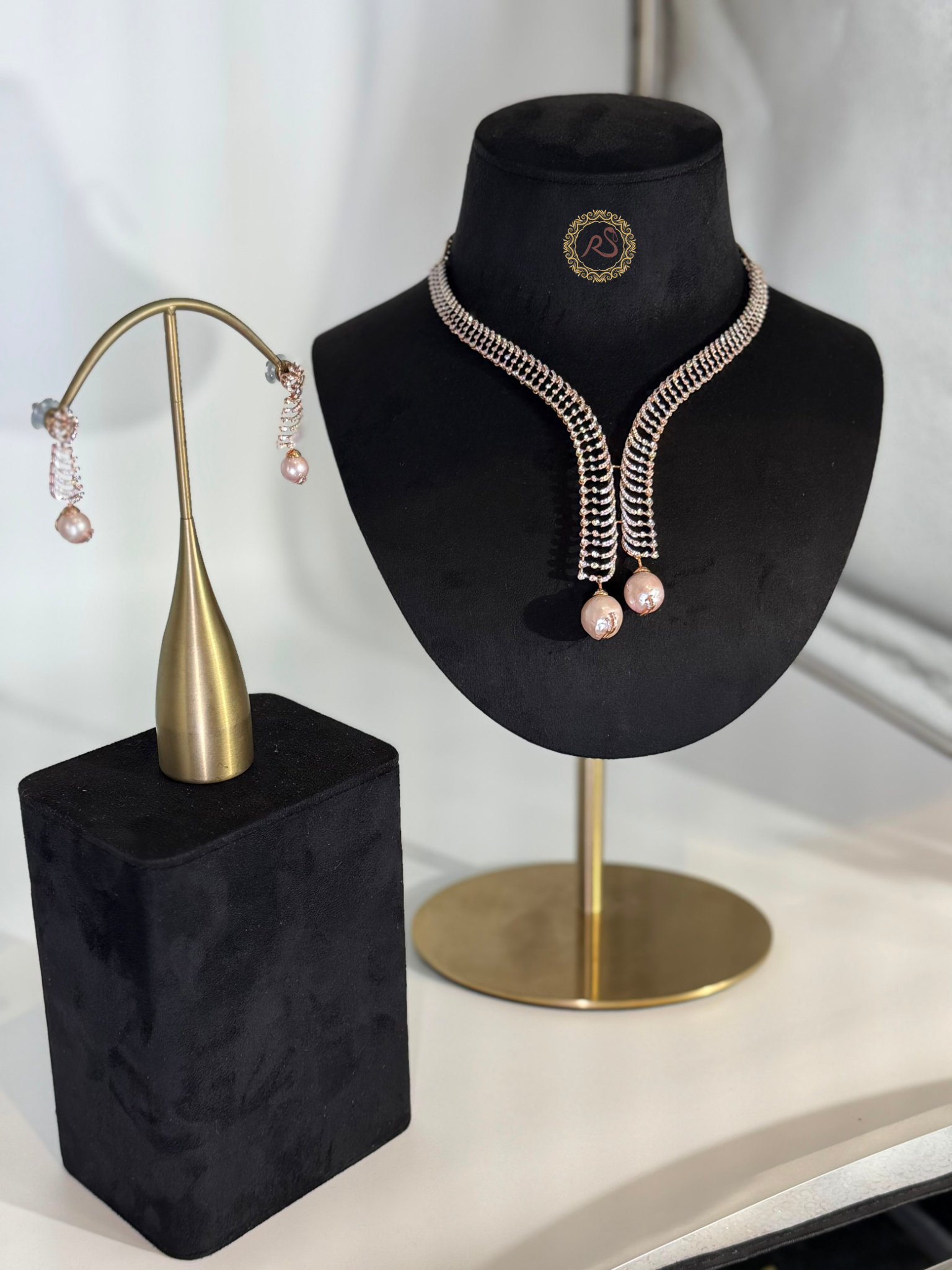 Royal Heritage Solitaire Diamond Necklace