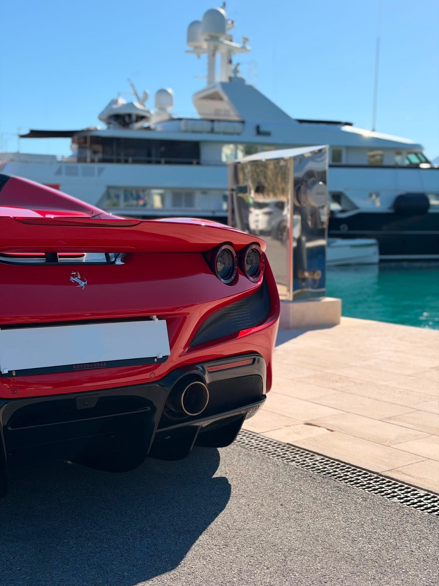 Ferrari F8 - 5