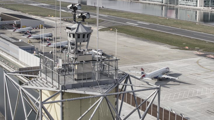 saab-digital-tower-london-city-airport-02.jpg