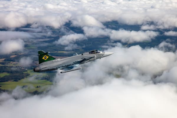 brazilian---gripen-e-1_small.jpg