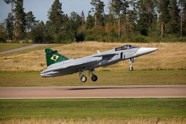 gripen-brasileiro.jpg