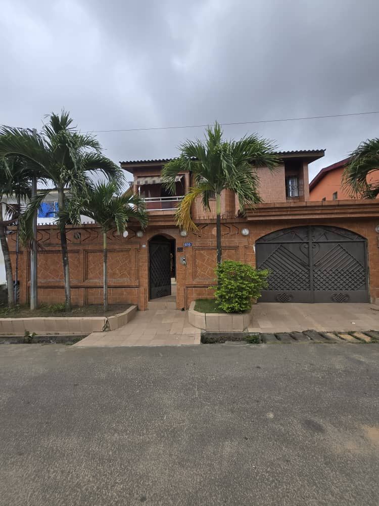 Villa duplex 5 chambres Cocody Riviera