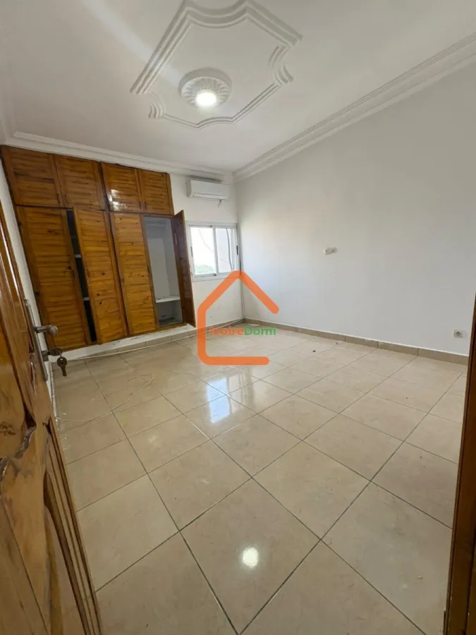 Appartement trois pièces à louer à Faya AB ceneter