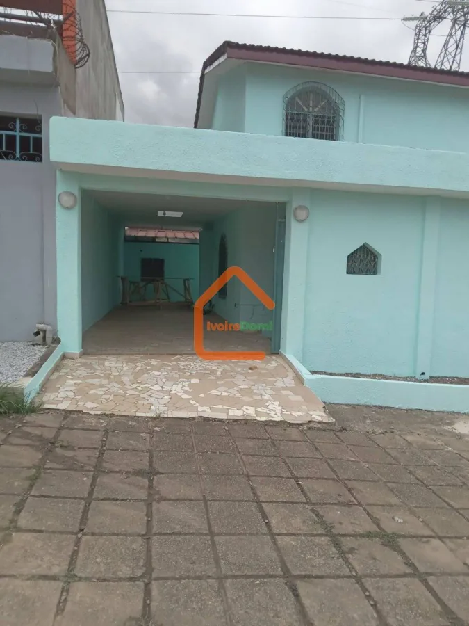 TRIPLEX APARTMENT FOR RENT