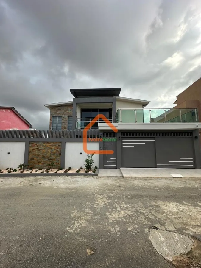 Duplex villa for rent in Cocody Riviera Palmeraie