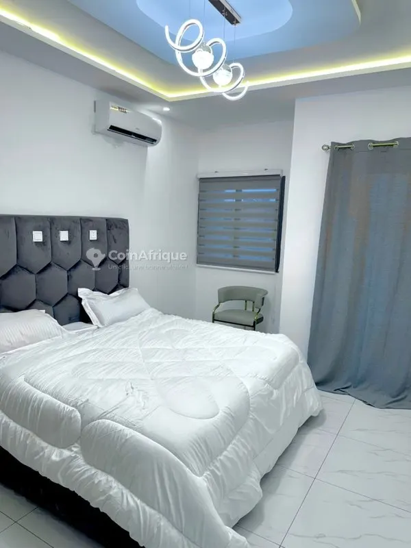 Location appartements meublés 3 pièces à Cocody Riviera Bonoumin