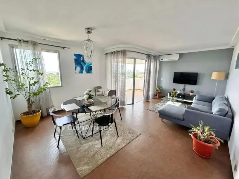 Location appartement meublé de standing 3 pièces - Cocody saint jean
