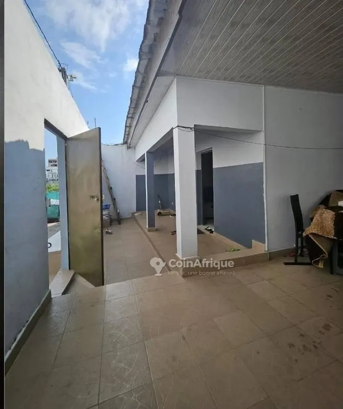 Vente villa basse à la Riviera abatta