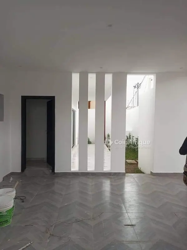 Vente villa duplex 4 pièces - Cocody -riviera palméraie , cité les rosiers