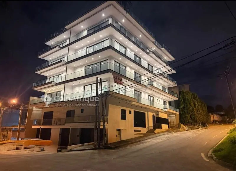 Location appartement 4 pièces - riviera4 m'badon