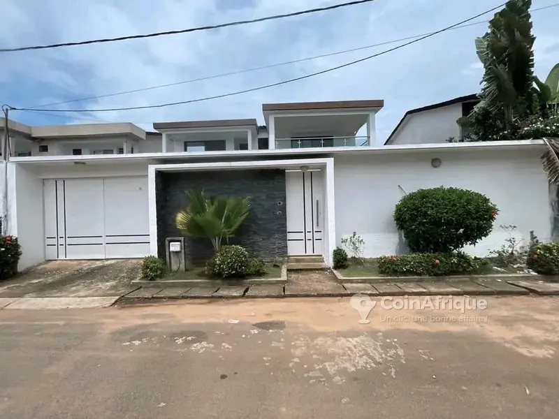 Location villa haut standing à Bassam