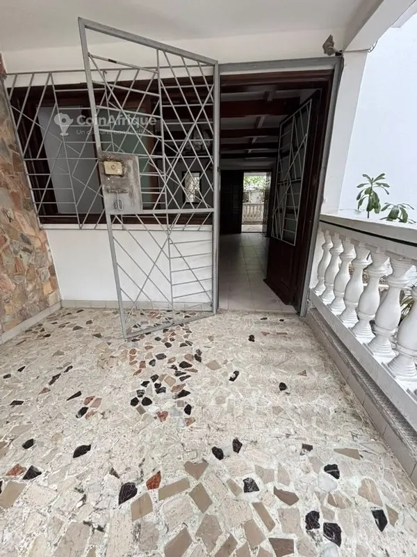Location maison 5 pièces abidjan