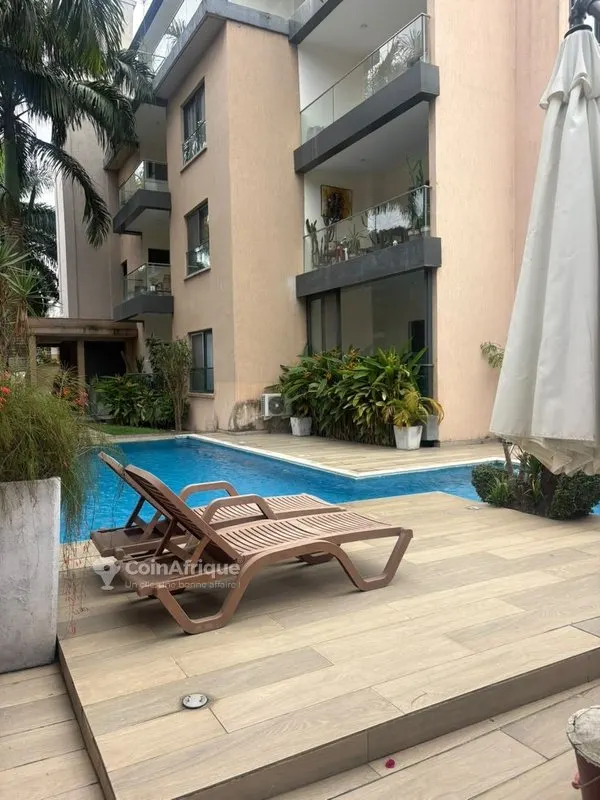 Location appartement meublé 4 pièces - Abidjan cocody golf