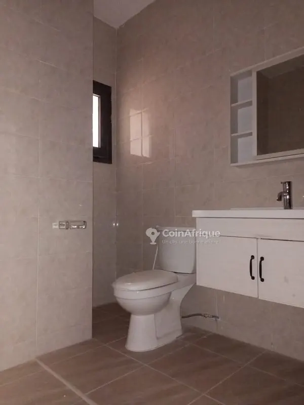 Location appartement 5 pièces - Riviera