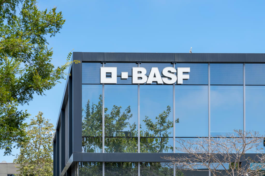 BASF halts construction of its Spanish battery recycling plant